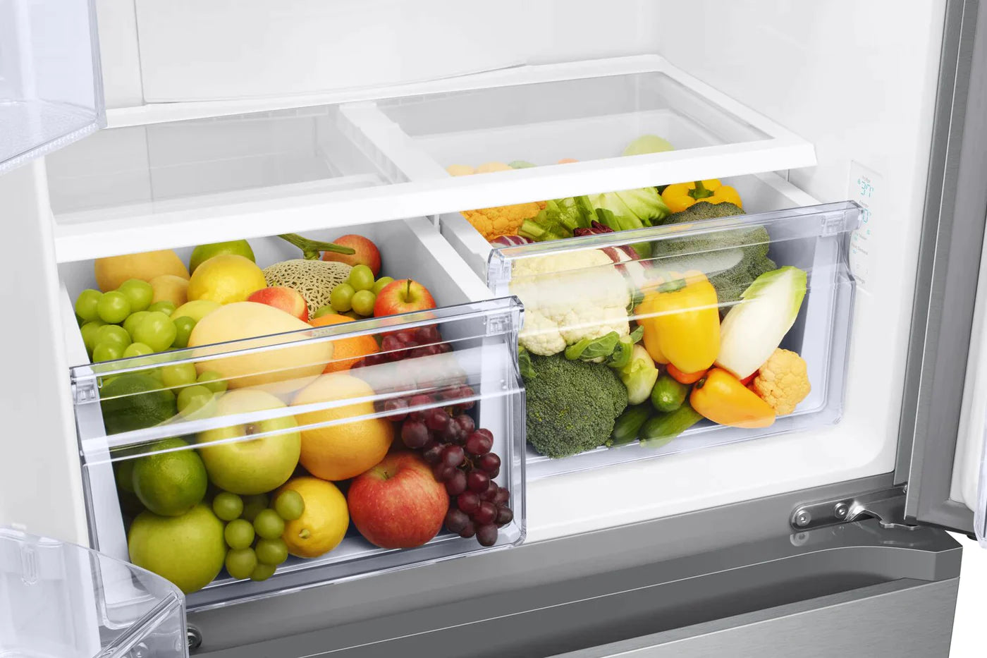 SAMSUNG Refrigerator 33" Stainless Steel RF18A5101SR - Appliance Bazaar